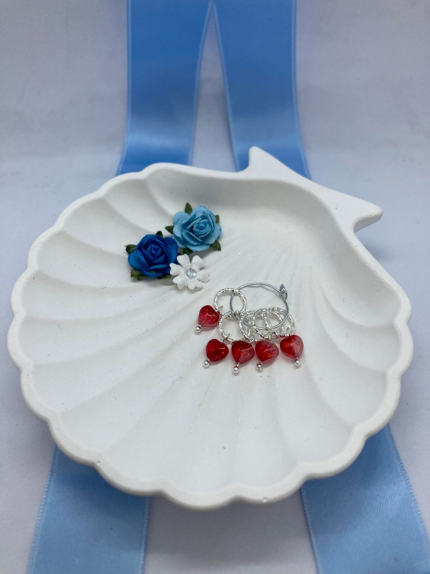 Røde hjerter med gullflak