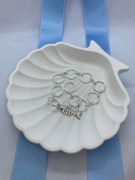 Strikkefisk sølv og gull